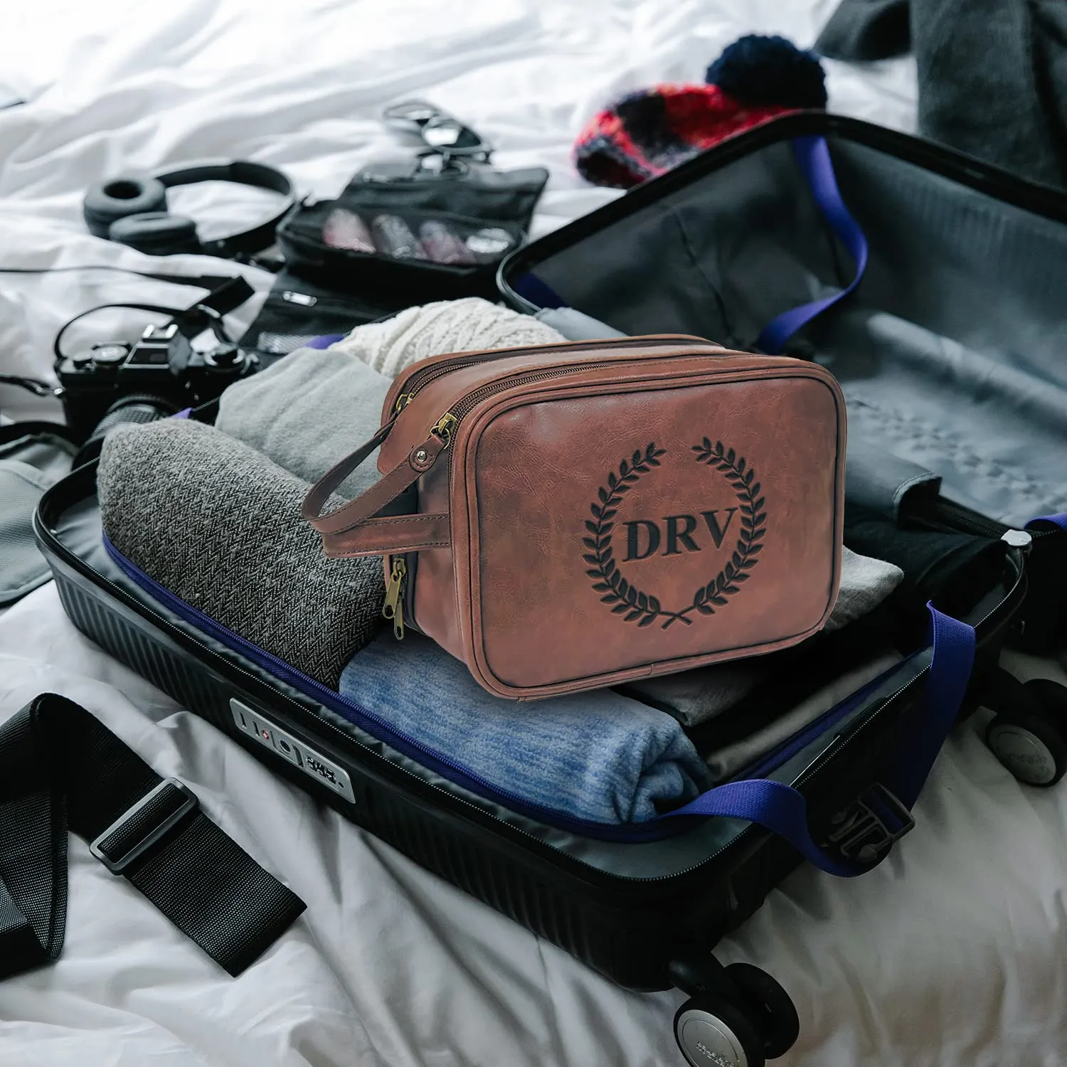 12 Pack Personalized Toiletry Bag for Men Handcrafted, Custom Leather Dopp Kit for Men, Personalized Gifts for Men, Father, Husband, Boyfriend, Groomsmen, Best Man Gifts, Shaving Bag Cosmetic Bag