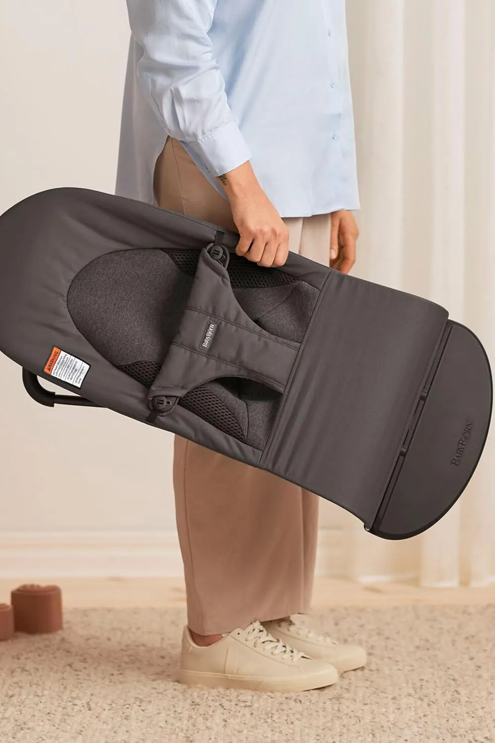 BabyBjörn Bouncer Balance Soft, Dark Gray, Woven/Jersey, Tri-Fabric | 2-in-1 Adjustable Baby Bouncer Seat and Toddler Chair, Newborn to Toddler (8-29 lbs), 4 Positions, Lightweight & Portable