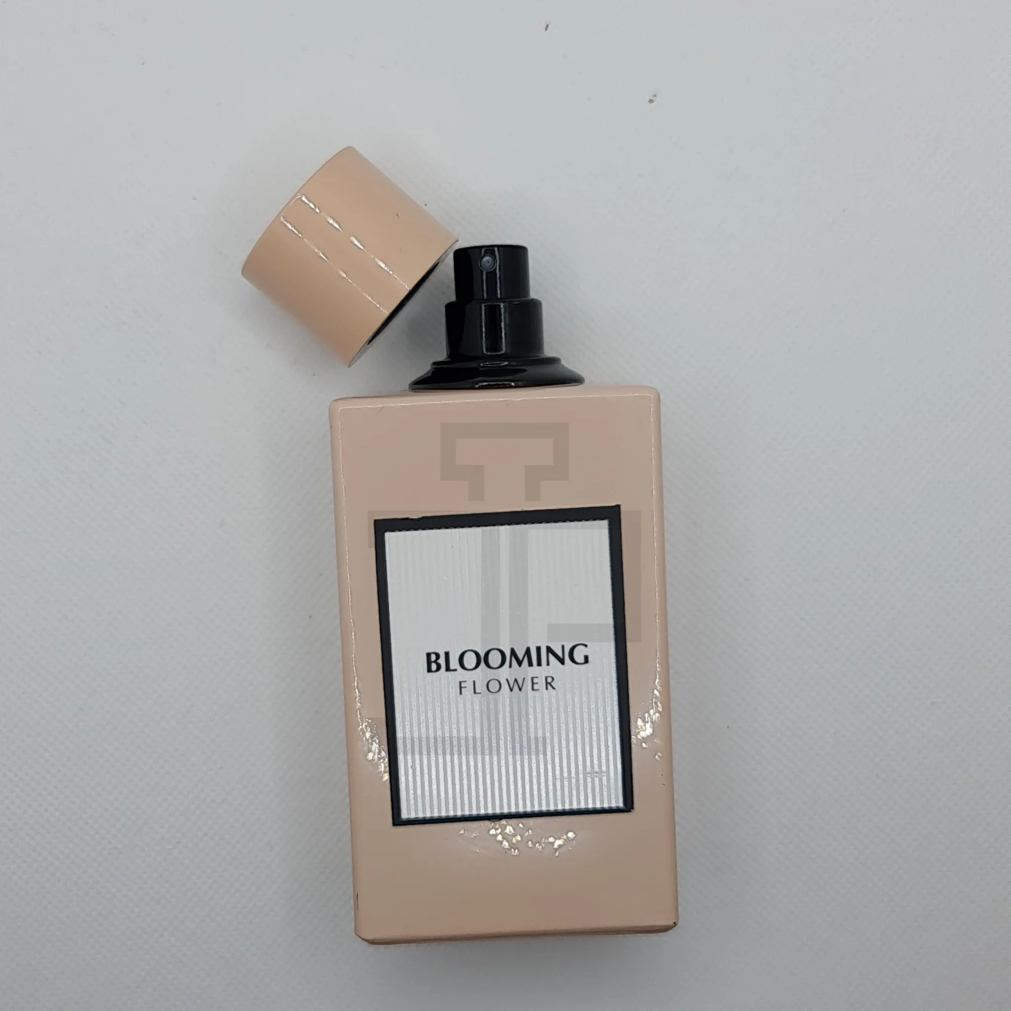 BLOOMING FLOWER
