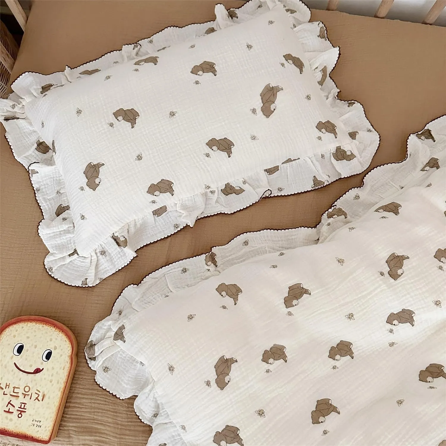 BuLuTu Cartoon Bear Muslin Pillowcase for Boys Girls Cute Animal Print Toddler Pillow Cases Soft Breathable Cotton Pillow Cover for Young Kids Bedding Nursery Decor,1 Piece, 28"x18"