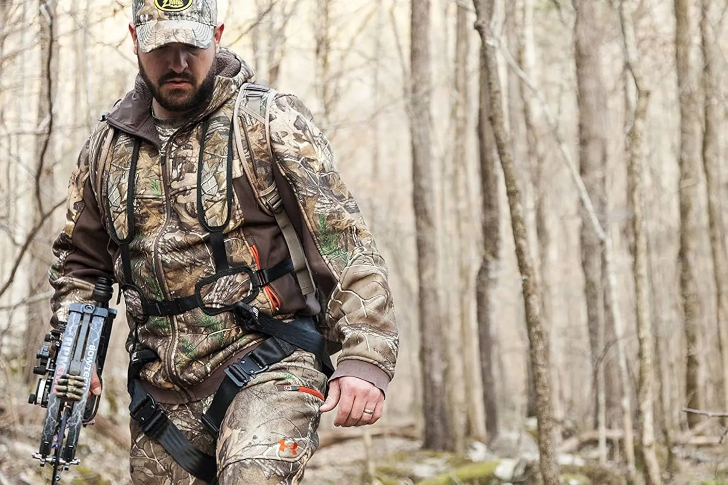 Hunter Safety System X-1 Bow-Hunter Harness for Tree-Stand Hunting, Lightweight Comfortable Safe All-Season Great Mobility, Large/X-Large, Camo