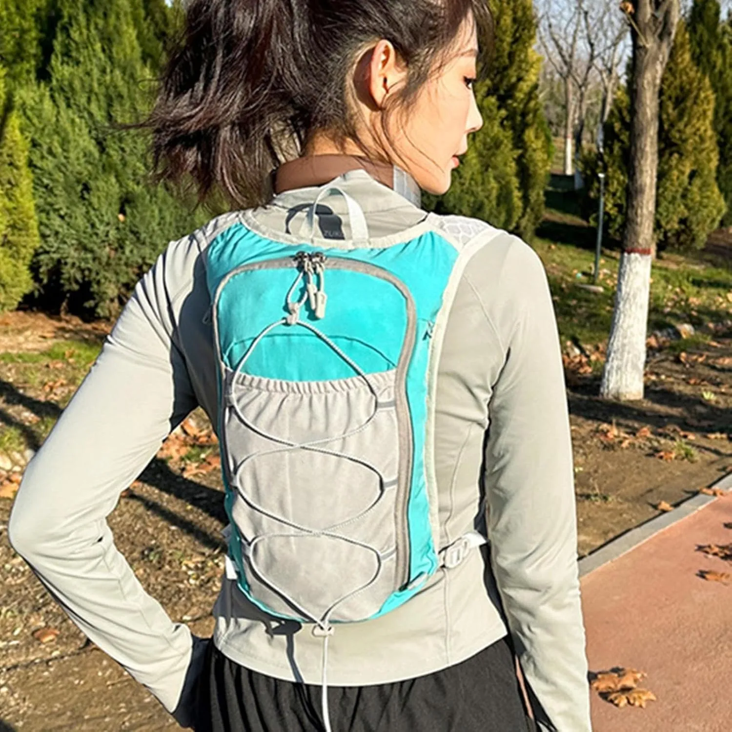 Hydration Running Vest - Hydration Vest Pack | Reflective Lightweight Hydration Vest, Breathable Sports Bag with 1.5L Water Bladder for Women Outdoor Workout Riding Trekking Camping Fishing Travel