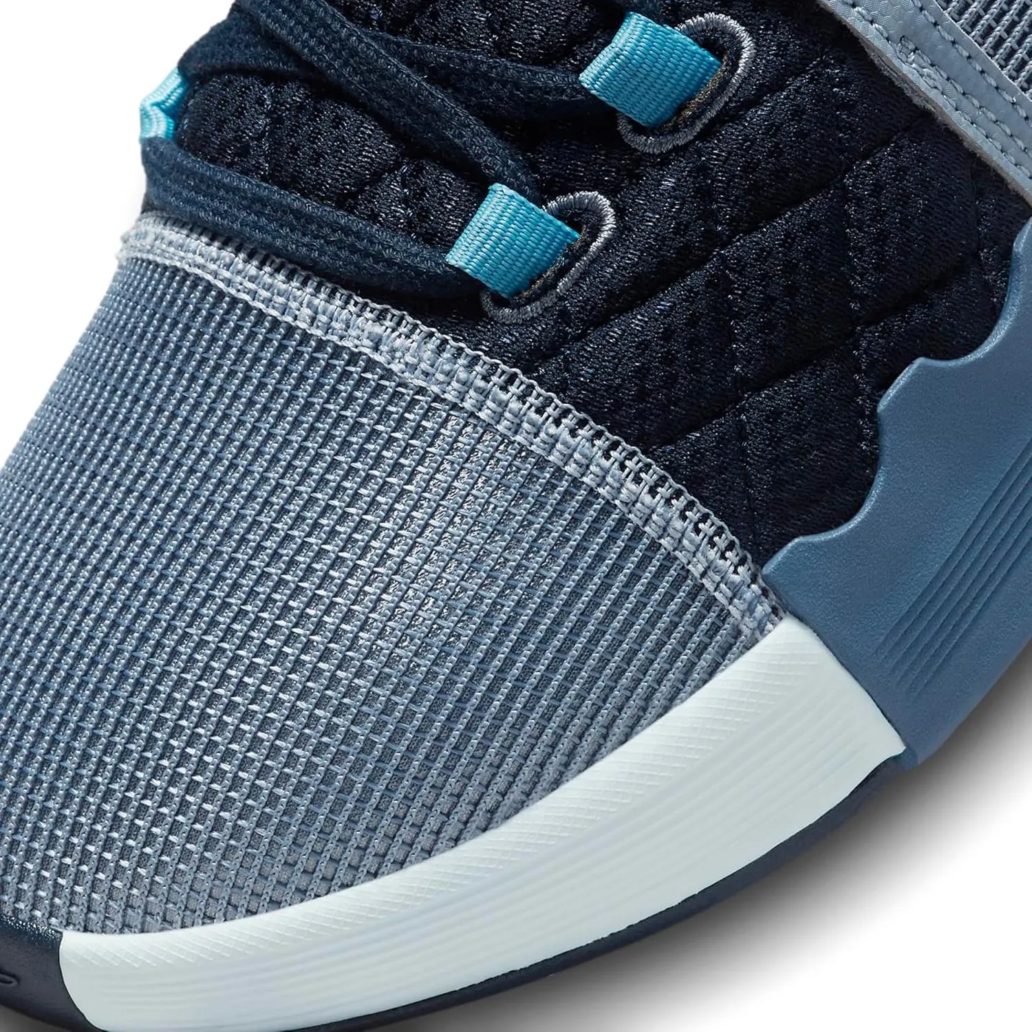 Nike Men's Basketball Shoe