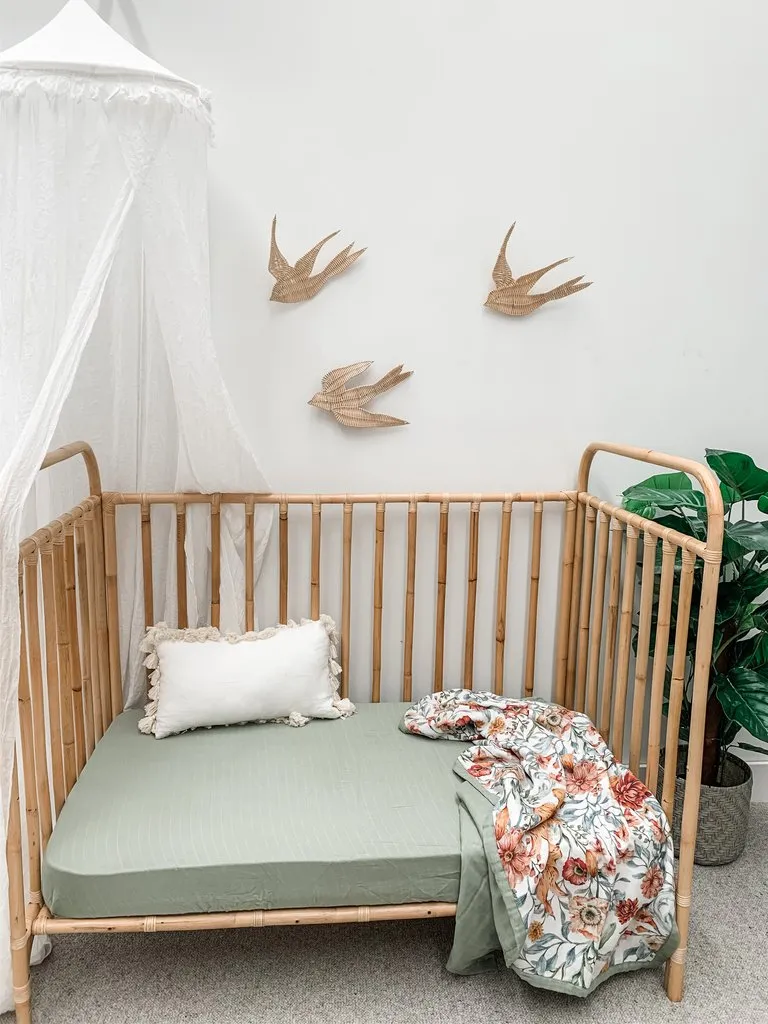 Pop Ya Tot - Cotton Muslin Cot Sheet - Summer Mint