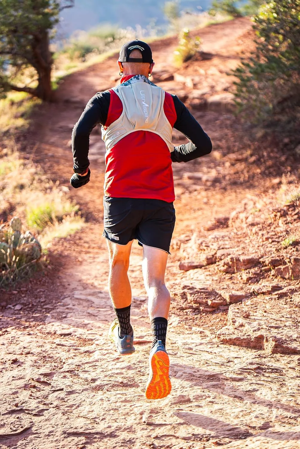 UltrAspire Bronco Lightweight Running Race Vest - 5L Fluid Capacity for Hydration Options Including a 1L Reservoir (Not Included)